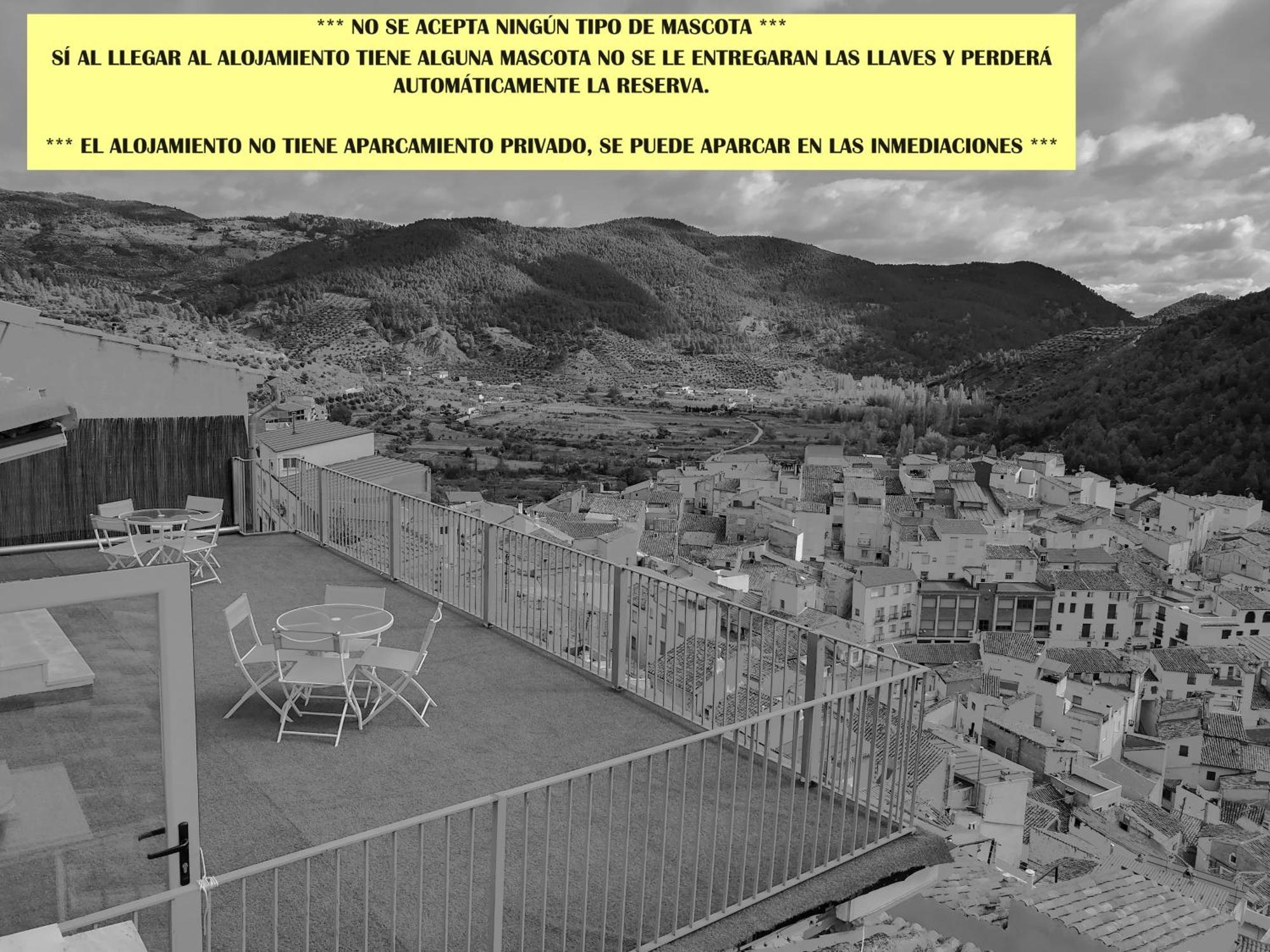 Domus Lapidis - El Taller Bogarra المظهر الخارجي الصورة